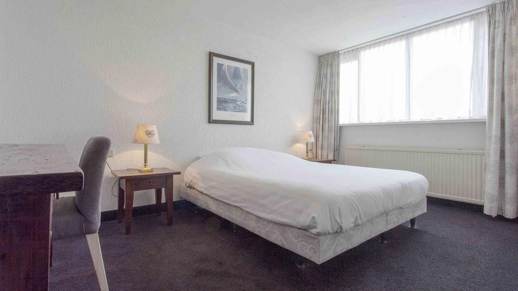 Hotel De Beurs Hoofddorp Szoba fotó
